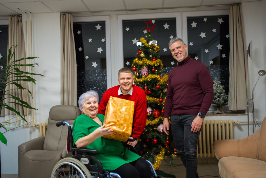 Oliver a Martin v dome seniorov